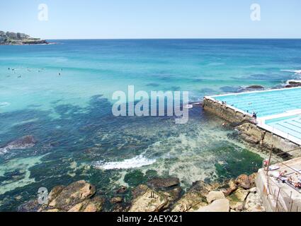 Bondi Beach in Sydney, Australien. Idyllischen Strand in den östlichen Vororten von Sydney. Stockfoto