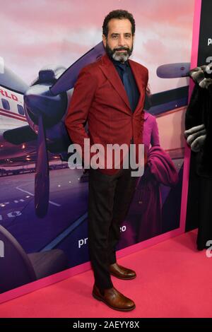 Tony Shalhoub besucht die wunderbare Frau Maisel Staffel 3 TV-show Premiere im MoMA am Dezember 4, 2019 in New York. Stockfoto