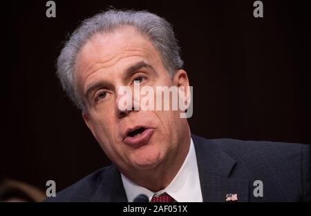 Washington, United States. 11 Dez, 2019. Michael Horowitz, Generalinspekteur für das Justizministerium, bezeugt vor dem Senat-rechtsausschusse am Mittwoch, 11. Dezember 2019 in Washington, DC. Horowitz bezeugt auf die Ermittlungen der FBI in mögliche russische Einmischung in die Präsidentschaftswahlen 2016 und die Trumpf-Kampagne. Foto von Kevin Dietsch/UPI Quelle: UPI/Alamy leben Nachrichten Stockfoto