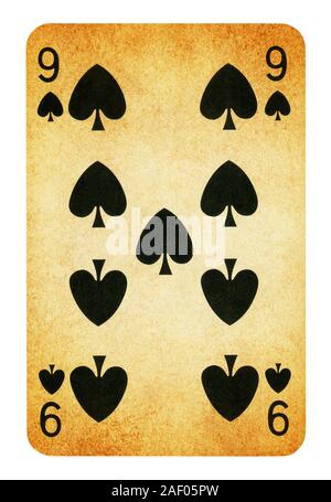 Neun Pik Vintage Playing Card - isoliert auf weißem (clipping path enthalten) Stockfoto