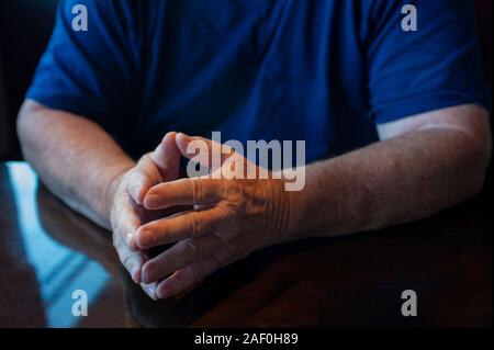 Menschen die Kommunikation mit Gesten der Hand Stockfoto