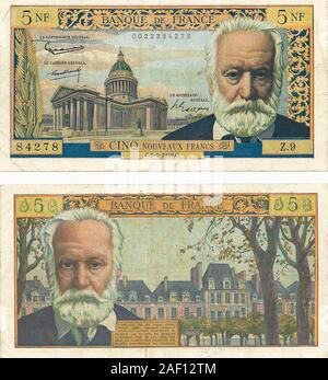 Frankreich 5 Nouveaux Francs 1959. Hugo, Victor, Dichter, 1802 Besancon - 1885 Paris. Porträt seiner Grabstätte das Pantheon in Paris/Portrait Place des Vosges in Paris, wo er zu leben. Stockfoto