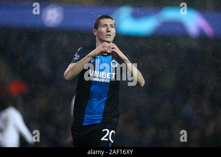 Brügge, Belgien. 11 Dez, 2019. Hans Vanaken der Club Brugge feiert sein Ziel während einer Gruppe ein Spiel der UEFA Champions League 2019-2020 zwischen Club Brugge und Real Madrid in Brügge, Belgien, Dez. 11, 2019. Credit: Zheng Huansong/Xinhua/Alamy leben Nachrichten Stockfoto