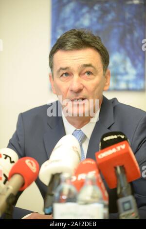 Wien, Österreich. 12. Dezember 2019. "Die Allianz für Österreich", DAÖ. Das Bild zeigt Karl Baron. Kredit: Franz Perc/Alamy Live News Stockfoto