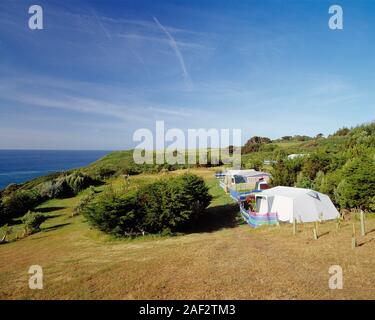 Kanal Inseln. Guernsey. Herm Insel. Campingplatz mit Hütten. Stockfoto