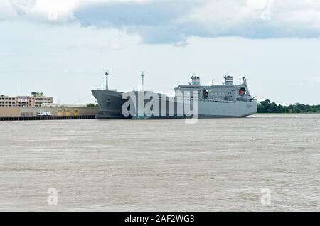 New Orleans, LA, USA - 14. Juni 2019: Roll on/Roll off-Frachtschiffe sind Teil der Bereit finden Flotte von United States Navy Sealift Command betrieben. Stockfoto