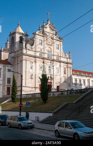 Die neue Kathedrale von Coimbra (Sé Nova de Coimbra) oder die Kathedrale der Heiligen Namen Jesu ist der aktuelle bischofschaft Sitz der Stadt Coimbra, in Stockfoto