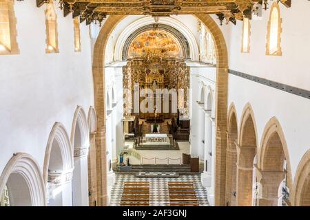 Innenraum der Kathedrale San Gerlando, Agrigent, Sizilien, Italien, Europa | Kathedrale von Saint Gerland von Agrigento, Sizilien, Italien, Europa Stockfoto