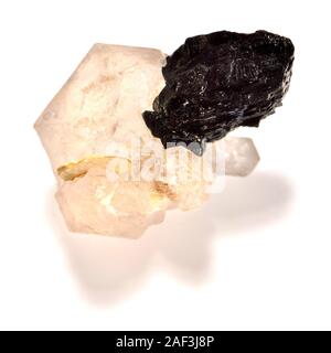 Wolframit / Hubnerite (Mangan-Eisen-Wolframat) auf Jacare Quarz (Brasilien) Stockfoto