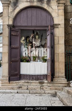Guimaraes, Portugal - 18 August 2019: Stationen des Kreuzes oder bildstöcken in der Altstadt von Guimarães Stockfoto