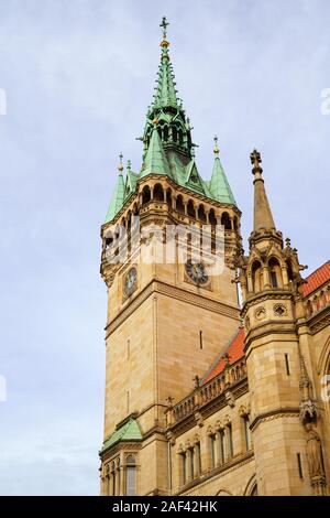 Rathaus in Braunschweig, Niedersachsen, Deutschland. Die neugotische Rathaus, neugotischen Architektur. Bild mit hoher Auflösung. Stockfoto