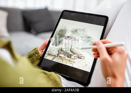Künstler oder Designer, Landschaftsgestaltung, Zeichnung auf einem digitalen Tablet mit Bleistift, close-up auf einem Bildschirm. Die Gestaltung eines digitalen Touchpad Konzept Stockfoto