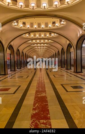 Moskau/Russland; 13. März 2018: Der U-Bahnhof Majakowskaja, Moskau, Russland Stockfoto