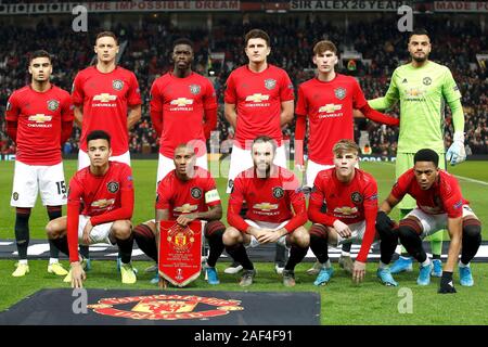 Von Manchester United Andreas Pereira, Nemanja Matic, Axel Tuanzebe, Harry Maguire, James Garner und Sergio Romero (obere Reihe von links nach rechts) Mason Greenwood, Ashley Young, Juan Mata, Brandon Williams und Anthony Martial (untere Reihe von links nach rechts) Aufstellung vor dem UEFA Europa League Spiel im Old Trafford, Manchester. Stockfoto