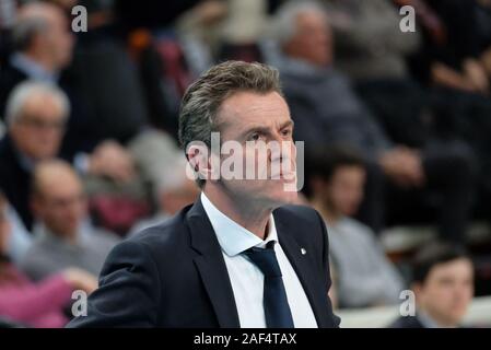 Trento, Italien. 12 Dez, 2019. Angelo lorenzetti - Trainer während Trentino Trentino itas Itas vs Fenerbahce HDI Sigorta Istanbul, Volleyball Champions League Männer Meisterschaft in Trento, Italien, 12. Dezember 2019 Quelle: Unabhängige Fotoagentur/Alamy leben Nachrichten Stockfoto