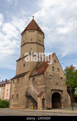 Jakobertor, das östliche Tor Eingang der Stadt Augsburg, Bayern, Deutschland. Stockfoto