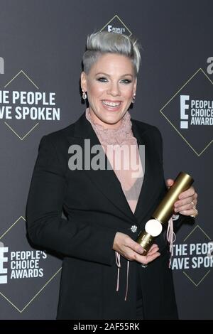 2019 der Menschen Choice Awards an Barker Hangar am 10. November 2019 in Santa Monica, CA Mit: Rosa Wo: Santa Monica, Kalifornien, USA, wenn: 11. Nov. 2019 Credit: Nicky Nelson/WENN.com Stockfoto