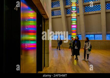Tate Modern, Galerie für zeitgenössische Kunst, Bankside, London, England, Großbritannien Stockfoto