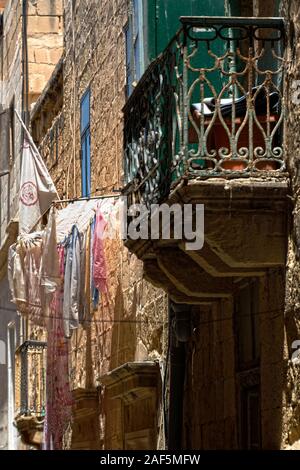 Die Hauptstadt Maltas, Valletta, ist eine Fundgrube für Fotografen. Es ist voll von kleinen Details aus der Vergangenheit, die der Stadt ihren Charakter Stockfoto