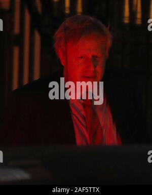 Premierminister Boris Johnson, Konservative Partei mit Sitz in London, als seine Partei zum Sieg in den Wahlen 2019 tobte. PA-Foto. Bild Datum: Freitag, 13 Dezember, 2019. Siehe PA Geschichte Politik Wahl. Photo Credit: Andrew Matthews/PA-Kabel Stockfoto