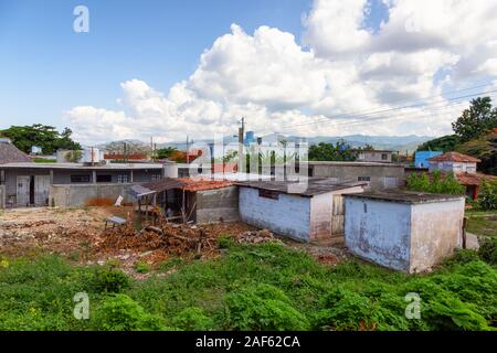 La Boca, Trinidad, Kuba - Juni 6, 2019: Schöne Aussicht auf einen kleinen touristischen kubanische Stadt an einem sonnigen Sommertag. Stockfoto