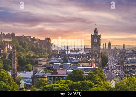 Luftaufnahme von Calton Hill, Edinburgh, Großbritannien Stockfoto