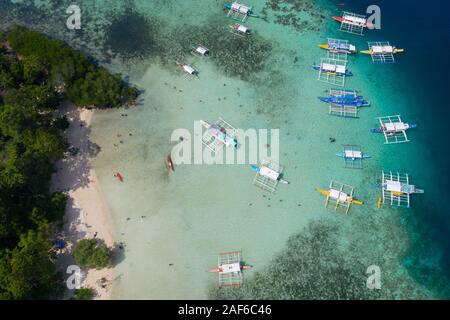 Luftaufnahme von CYC Beach, Coron, Palawan, Philippinen Stockfoto