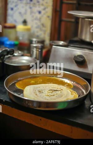 South Indian Food Sambar mit Dosa in der Küche sehr berühmten Dishs Stockfoto