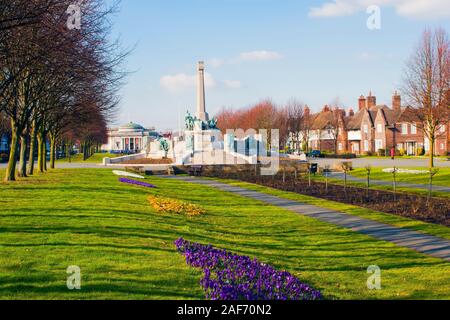 Einen frühen Frühling Blick auf Port Sunlight auf dem Wirral Peninsula. Stockfoto