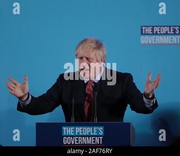 London, Großbritannien. 13 Dez, 2019. Der britische Premierminister Boris Johnson liefert ein Sieg rede Anfang am Freitag, 13. Dezember 2019. Herr Johnson's Regierung hat die größte Mehrheit in der allgemeinen Wahl seit den 80er Jahren die Regierung zu erhalten Brexit bis zum 31. Januar 2020 übergeben, damit gesichert. Foto von Hugo Philpott/UPI Quelle: UPI/Alamy leben Nachrichten Stockfoto