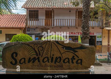 Street, Gemeinschaft von Samaipata, der Heimat der Unesco Weltkulturerbe El Fuerte, Department Santa Cruz, Bolivien, Lateinamerika Stockfoto