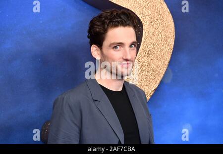 Laurie Davidson an der Katzen Photocall im Corinthia Hotel, London statt. Stockfoto