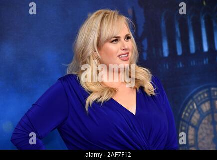 Rebel Wilson an der Katzen Photocall im Corinthia Hotel, London statt. Stockfoto