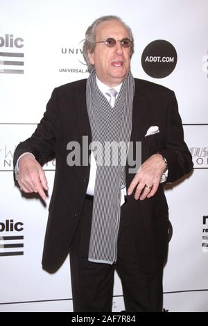 *** Foto *** Schauspieler Danny Aiello hat sich am 86. NEW YORK, NY - 21. März: Danny Aiello am 2013 Amy Winehouse Stiftung Inspiration Awards und Gala im Waldorf Astoria in New York City am 21. März 2013. Credit: RW/MediaPunch Inc. Stockfoto