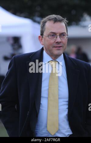 London, UK, 13. Dezember 2019 Politiker auf College Green gegenüber den Häusern des Parlaments zu treffen, um die Medien auf die Wahl zu nehmen. Credit: Johnny Armstead/Alamy leben Nachrichten Stockfoto