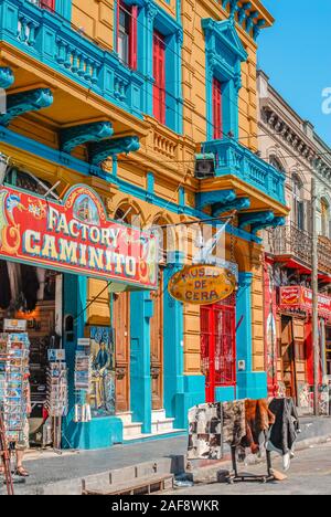 Buntes Haus Fassade im Viertel La Boca in Buenos Aires, Argentinien Stockfoto