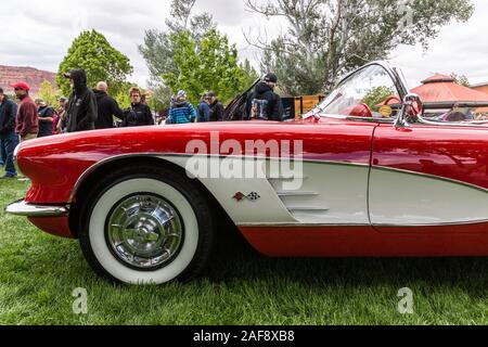 Ein restauriertes Lager 1958 Chevrolet Corvette in der Moabiter April Aktion Auto Show in Moab, Utah. Stockfoto