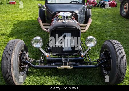 Ein Eimer-T Ratte Stange, auf einem 1920er Ford Modell T Körper aufgebaut und stark modifiziert und angepasst. April Aktion Moab Auto Show in Moab, Utah. Ratte Stangen sind ge Stockfoto