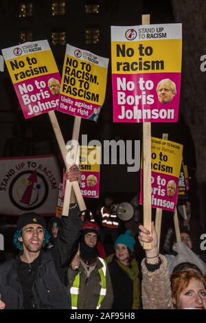 London, Großbritannien. 13. Dezember, 2019. Hunderte von Demonstranten gegen Rassismus auf Whitehall versammelt, um gegen die neue Boris Johnson Regierung zu demonstrieren. David Rowe/Alamy leben Nachrichten Stockfoto