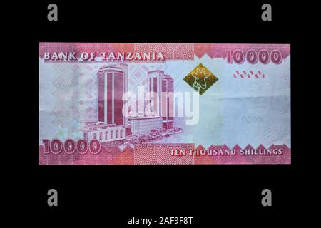 Tansania. Zehntausend Schilling Banknote, Baureihe 2011. National Bank von Tansania auf der Rückseite. Stockfoto