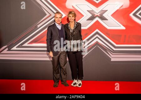 Assago, Italien. 12 Dez, 2019. Photocall während der X-Faktor Italien 2019 Finale in Mediolanum Forum. (Foto von Luigi Rizzo/Pacific Press) Quelle: Pacific Press Agency/Alamy leben Nachrichten Stockfoto