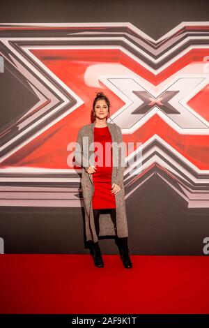 Assago, Italien. 12 Dez, 2019. Photocall während der X-Faktor Italien 2019 Finale in Mediolanum Forum. Comello Lodovica ist eine italienische Schauspielerin, Sängerin, Fernsehmoderator und radio Host. (Foto von Luigi Rizzo/Pacific Press) Quelle: Pacific Press Agency/Alamy leben Nachrichten Stockfoto