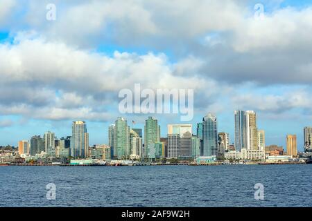 San Diego Skyline an einem bewölkten Tag Stockfoto