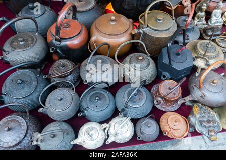 Seoul, Südkorea. November 30th, 2019: Handwerk für Verkauf bei Insadong Markt. Stockfoto