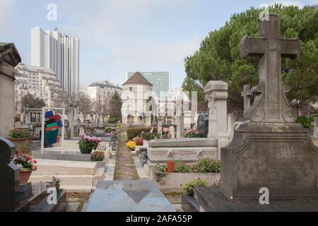 Friedhof Montparnasse ist der zweitgrößte Friedhof in Paris. Stockfoto