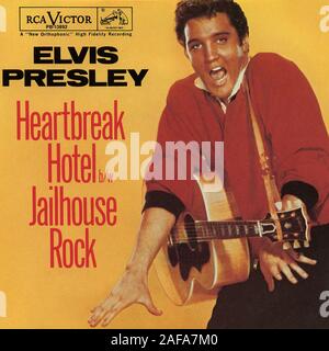 Elvis Presley - Heartbreak Hotel b w Jailhouse Rock - Vintage Vinyl Platten abdecken Stockfoto