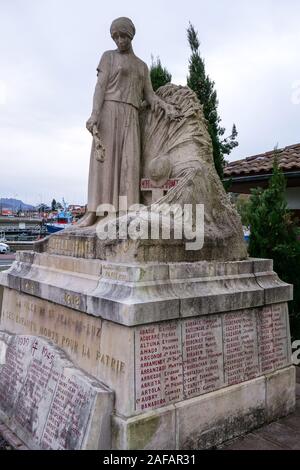Kriegerdenkmal, Saint-Jean-de-Luz, Aquitanien, Frankreich Stockfoto