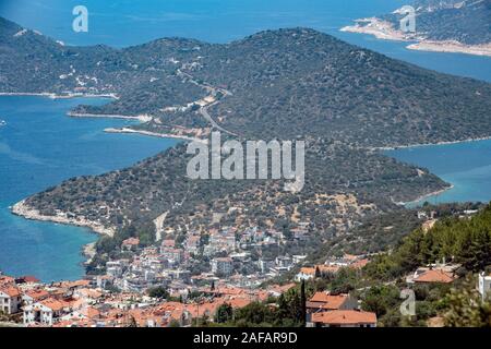 Ein Blick auf die Stadt Kas in der Türkei von oben Stockfoto