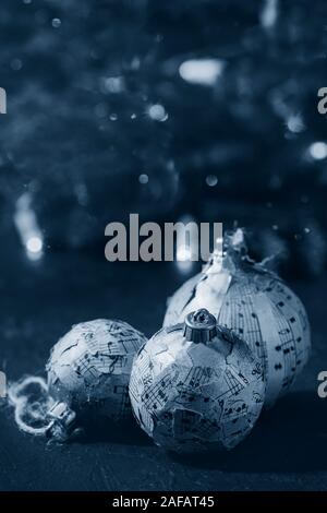 Handwerk Weihnachten Kugeln Stockfoto