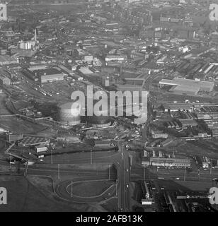 1982 Luftaufnahmen von Leeds, West Yorkshire, Nordengland, Großbritannien Stockfoto